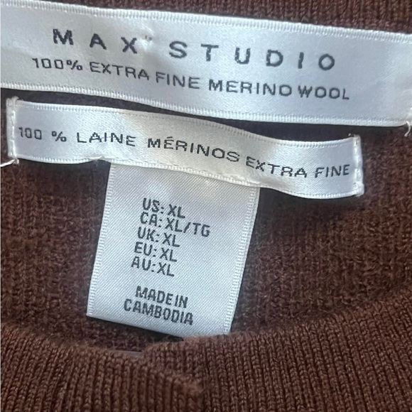 Max Studio Brown Ribbed Sweater with Buttons - Picture 4 of 4